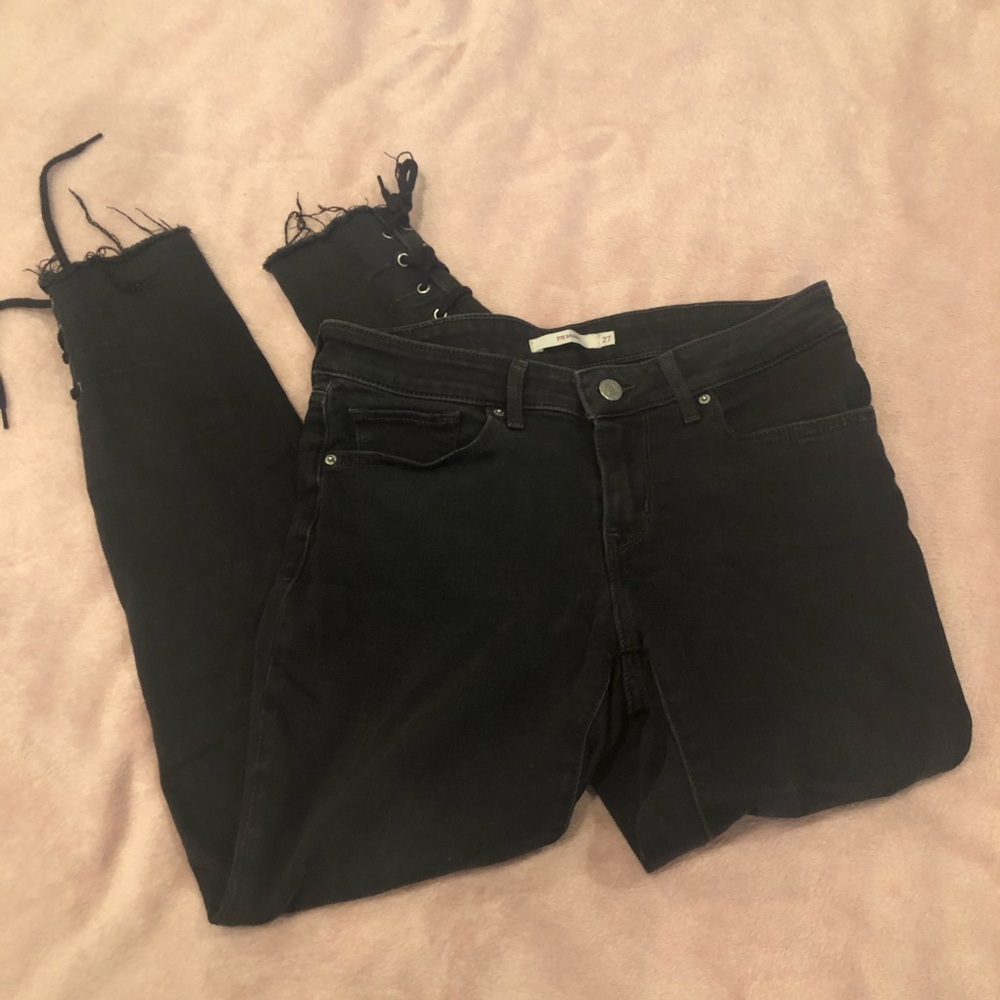 Levi 711 skinny jeans